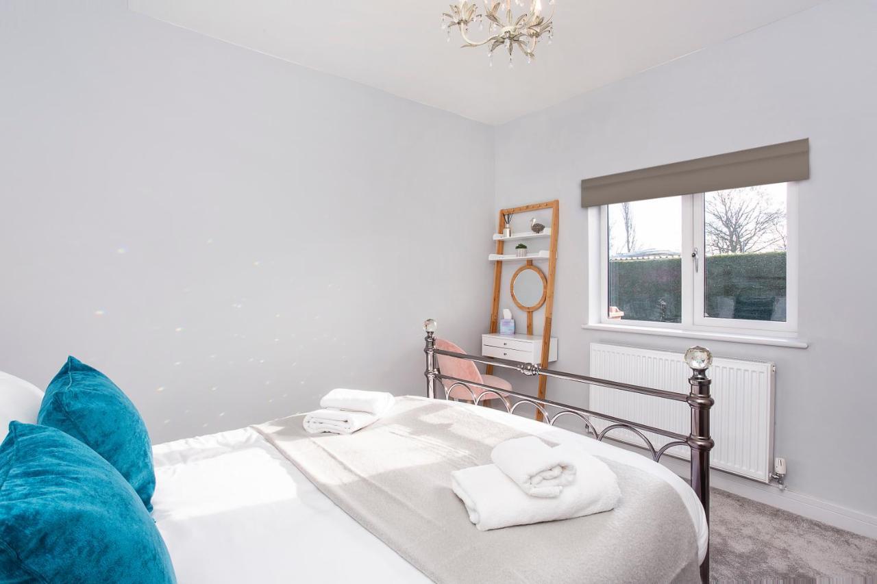 The Luxury Potting Shed With Free Parking! Lejlighed York Eksteriør billede